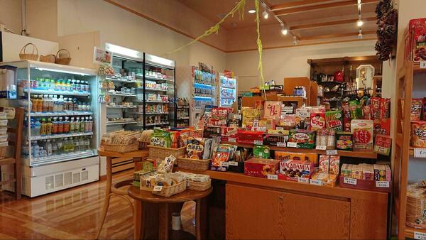 自由に買い物できる雑貨店メリィ本舗